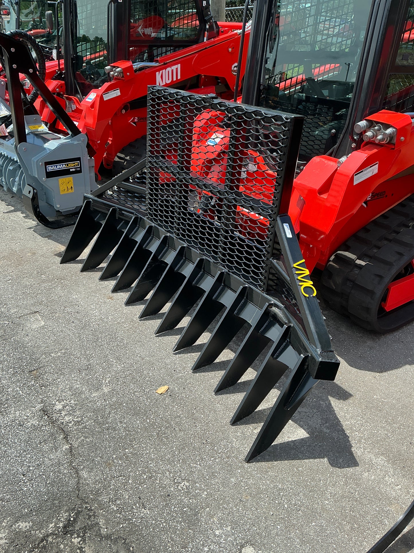 VMC Skid Rake