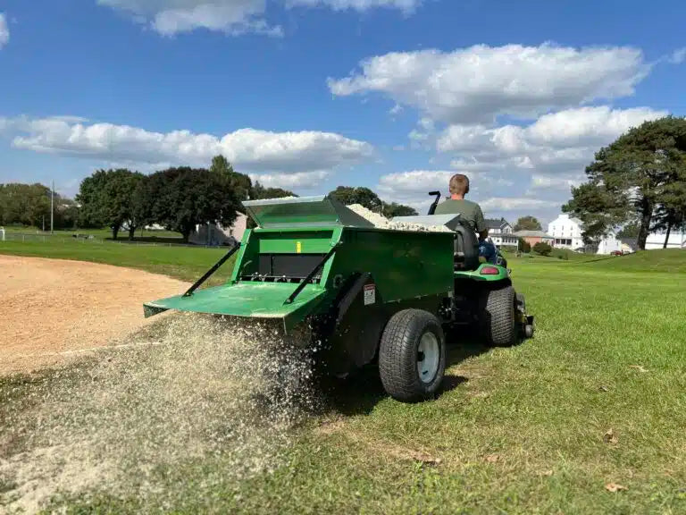 Earth & Turf 220MS