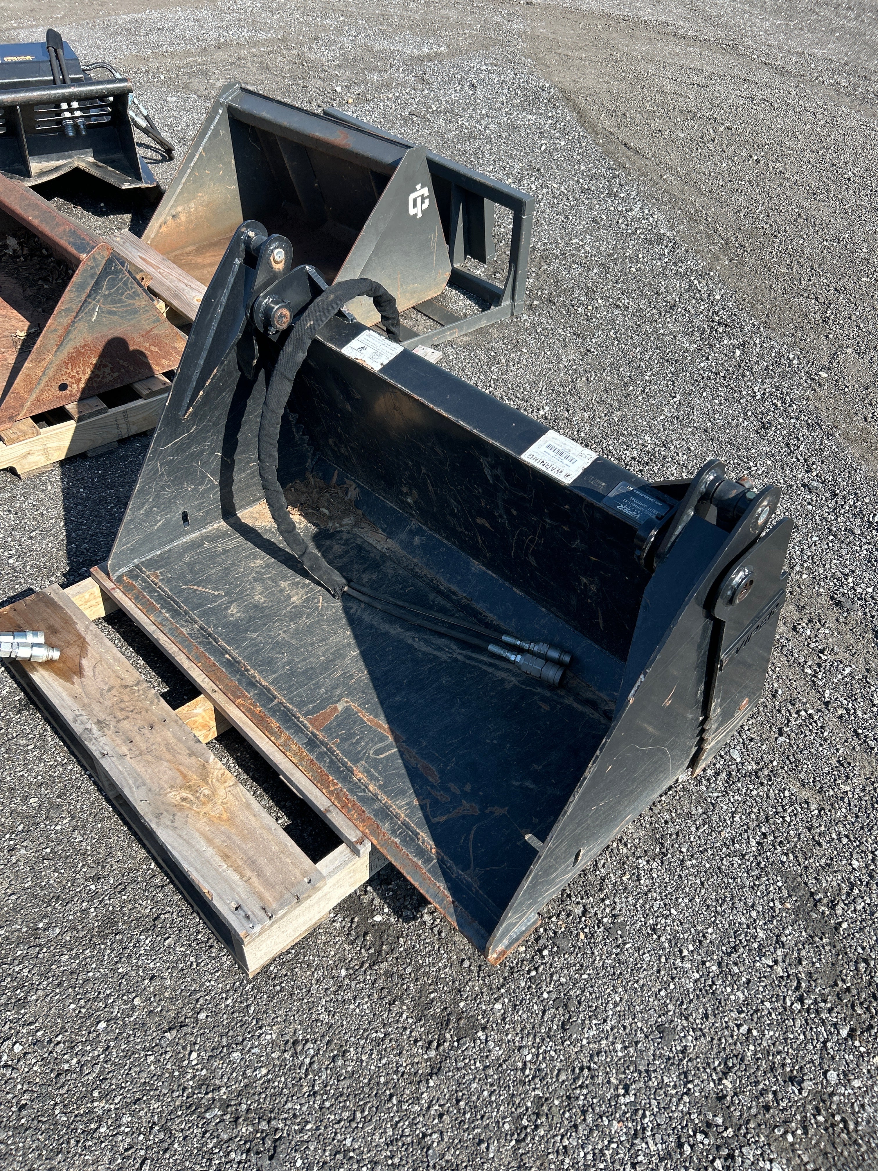 Used Viper Mini 4 N 1 Bucket
