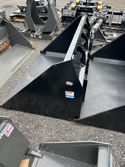 Titan 72" High Capacity Mulch & Litter Bucket