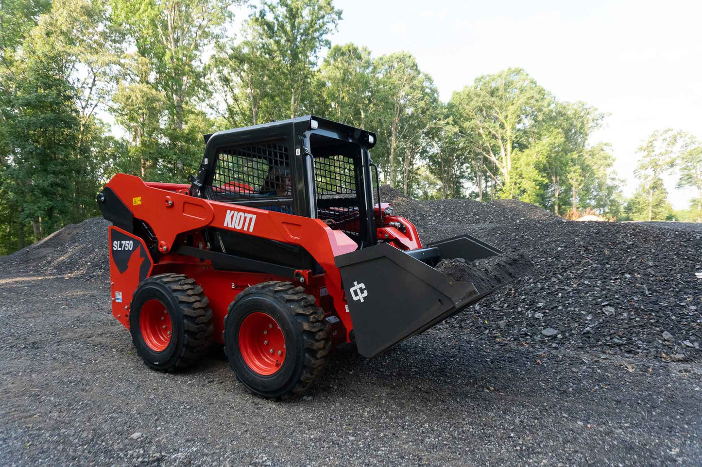 KIOTI SL750U Skid Steer Loader