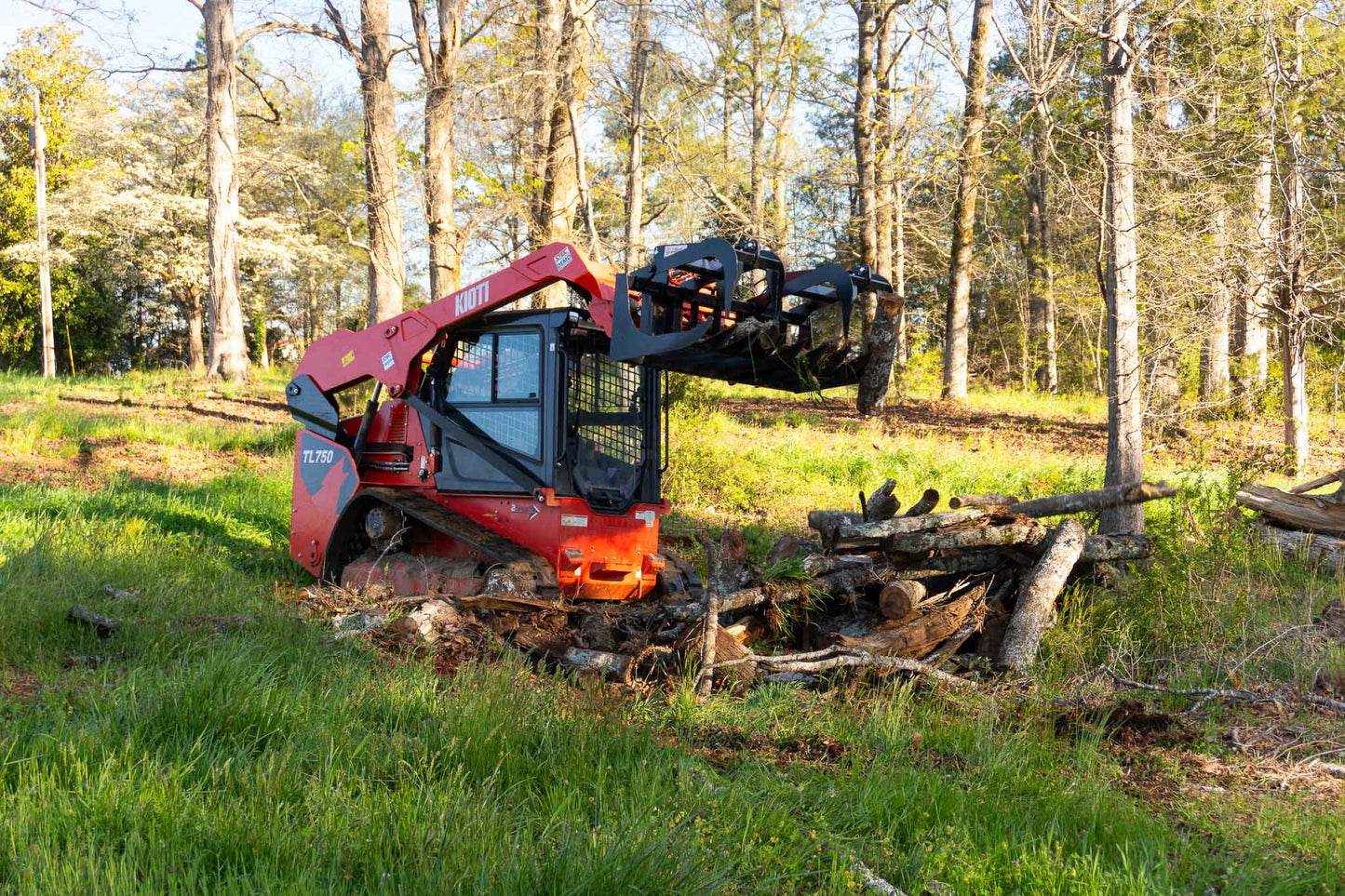 KIOTI TL750U Skid Steer Loader